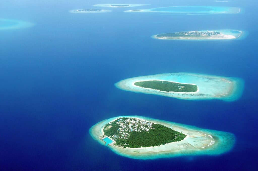 Island Hopping in Paradise: The Best Tropical Escapes